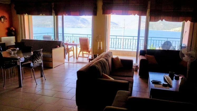 Ruby'S House Chalkida Exterior foto